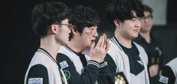 LMHT: SKT Faker và Bang đã nói gì về huyền thoại bóng đá Ronaldo sau khi nhận huy chương MSI