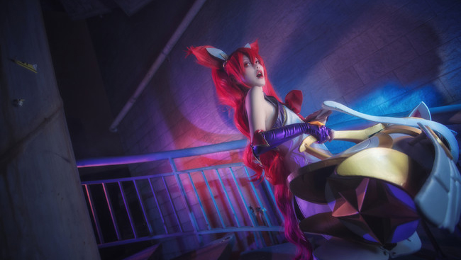 Mãn nhãn với Cosplay Jinx Vệ Binh Tinh Tú đẹp nhất từ trước đến nay
