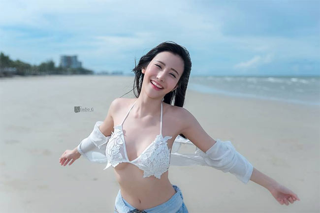 Vẻ đẹp gợi cảm của người đẹp Thái Lan khiến đàn ông không thể rời mắt