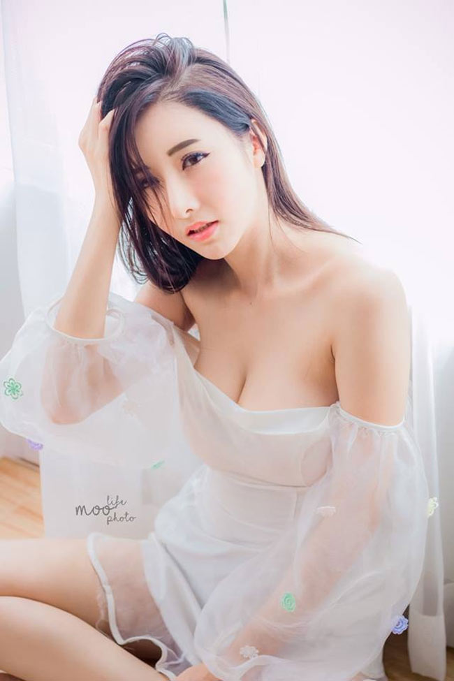 Vẻ đẹp gợi cảm của người đẹp Thái Lan khiến đàn ông không thể rời mắt