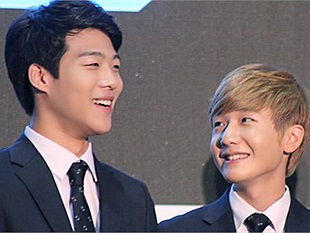 Trước cuộc đối đầu với kt Rolster, Peanut đã tỏ tình với Smeb khi phỏng vấn: "Anh à. Em nhớ anh lắm"