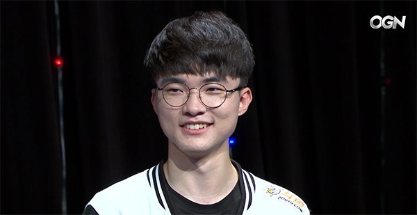 LMHT: Faker kêu trời vì rơi vào bảng tử thần, Longzhu chỉ coi GIGABYTE Marines là đội lót đường