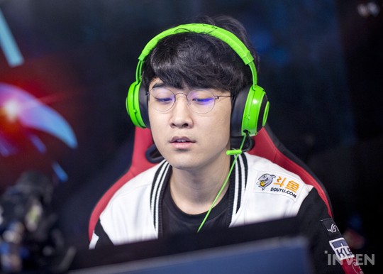 SKT Blank: "Tôi đã thi đấu thoải mái vì nếu thua KT Rolster thì cũng không phải là lỗi của tôi"