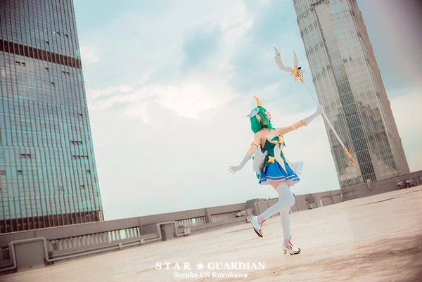 Cosplay tuyệt đẹp không tì vết của Vệ Binh Tinh Tú Soraka trong Liên Minh Huyền Thoại