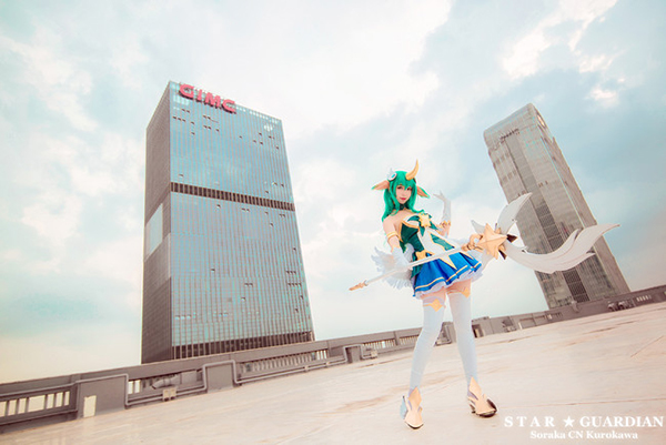 Cosplay tuyệt đẹp không tì vết của Vệ Binh Tinh Tú Soraka trong Liên Minh Huyền Thoại