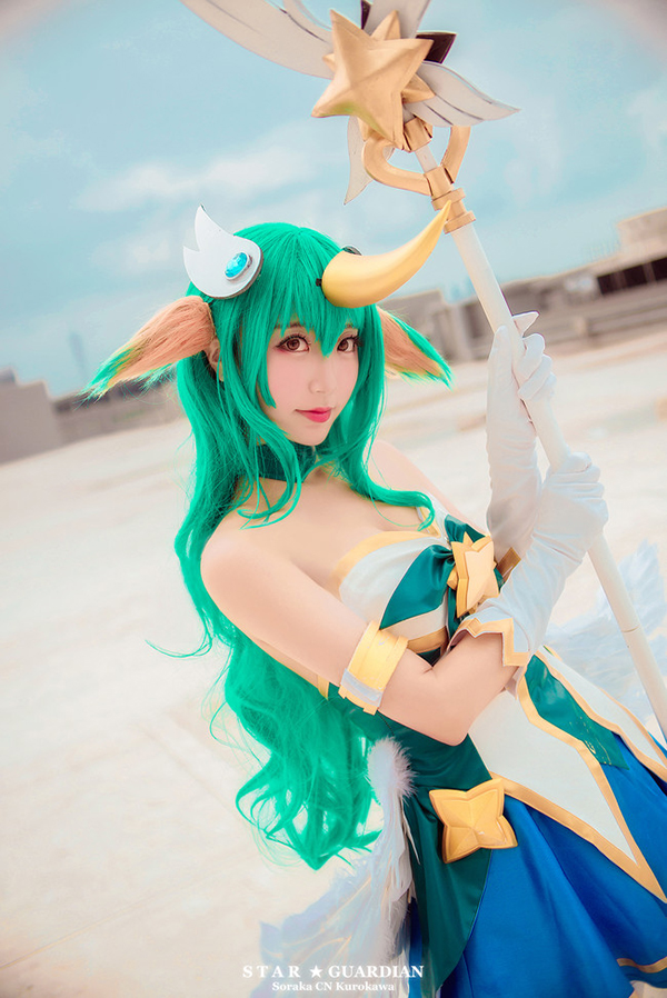 Cosplay tuyệt đẹp không tì vết của Vệ Binh Tinh Tú Soraka trong Liên Minh Huyền Thoại