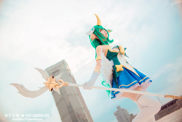 Cosplay tuyệt đẹp không tì vết của Vệ Binh Tinh Tú Soraka trong Liên Minh Huyền Thoại