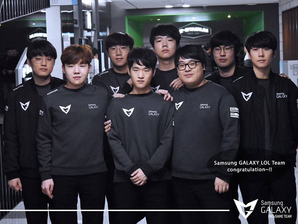 LMHT: Samsung Galaxy tiếp tục gia hạn hợp đồng và giữ nguyên đội hình 3 mùa sau khi vô địch CKTG 2017