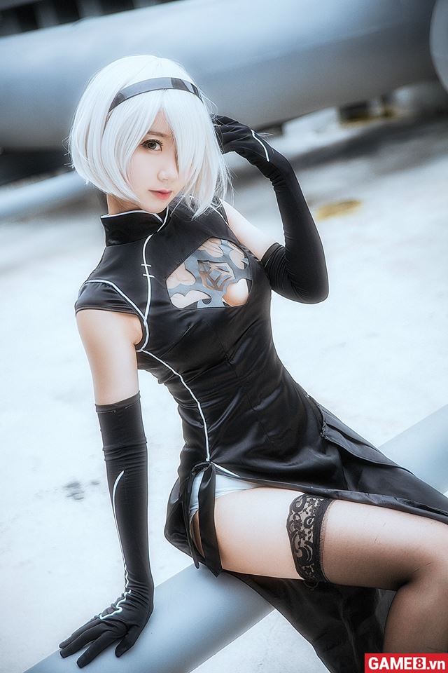 Thư giãn cuối tuần với trọn bộ cosplay nàng 2B trong Nier: Automata đẹp không tỳ vết