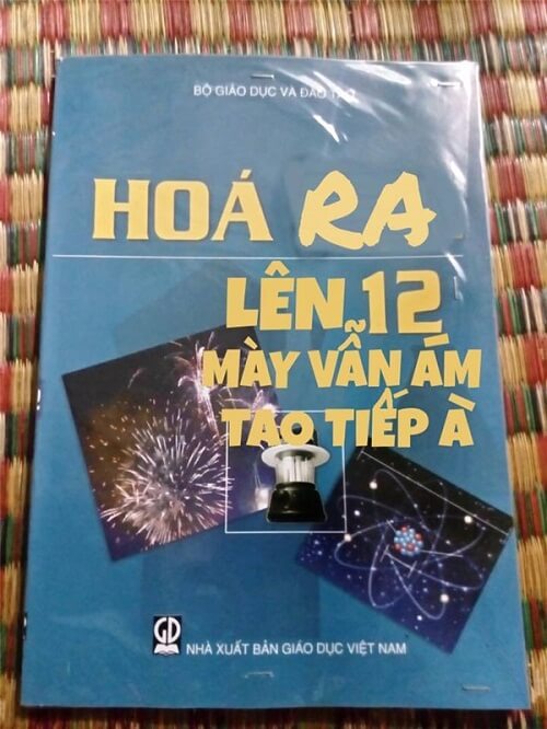 Bạn đã bao giờ vẽ bậy sách giáo khoa đẹp như thế này chưa?